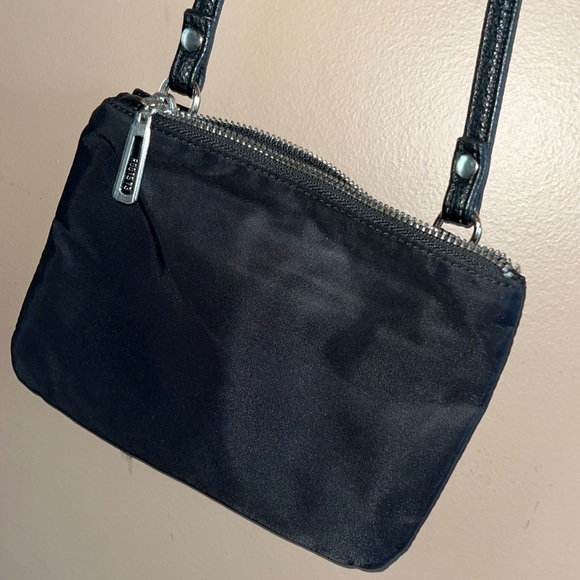 Roots crossbody purse - Picture 3 of 8